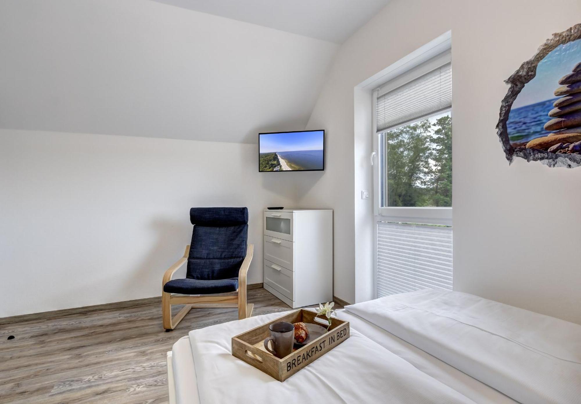 Haus Strandkoerv Mit Fass-Sauna Loddin Luaran gambar
